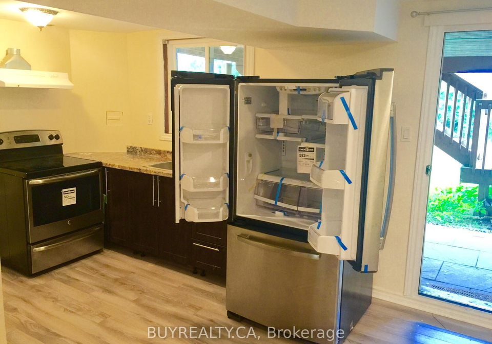85-october-lane-aurora-ontario-n12852518