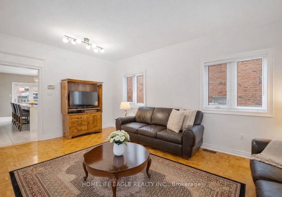 124-rushbrook-drive-newmarket-ontario-n12853592