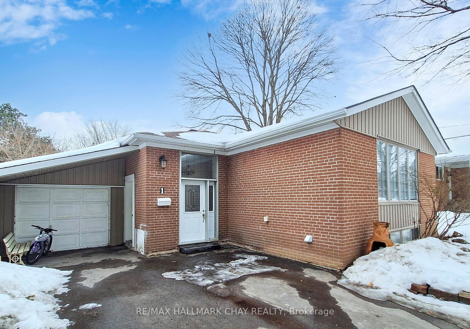 1-davidson-road-aurora-ontario-n12853640