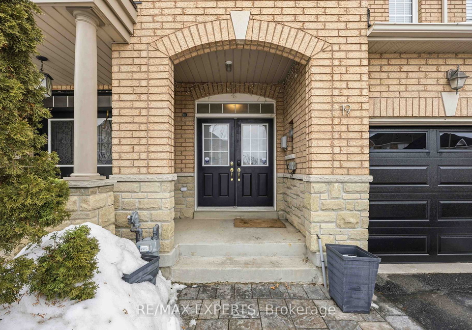 19-shelbourne-drive-vaughan-ontario-n12854166