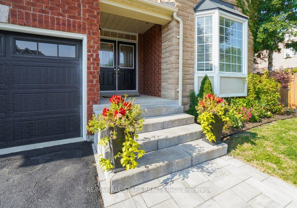 67-rosena-lane-uxbridge-ontario-n12855934