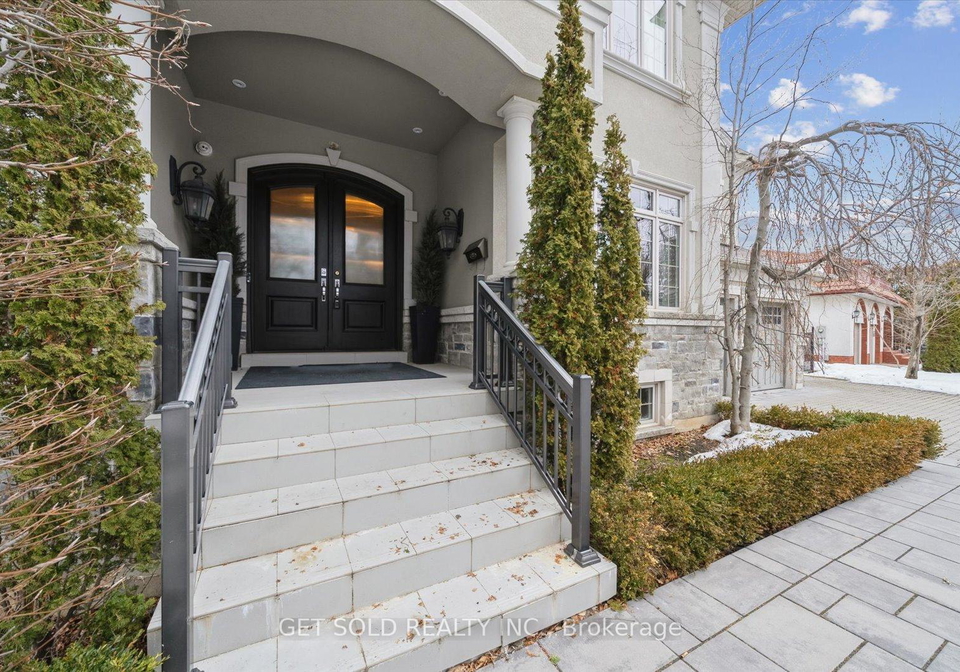 8-thornhill-avenue-vaughan-ontario-n12856466