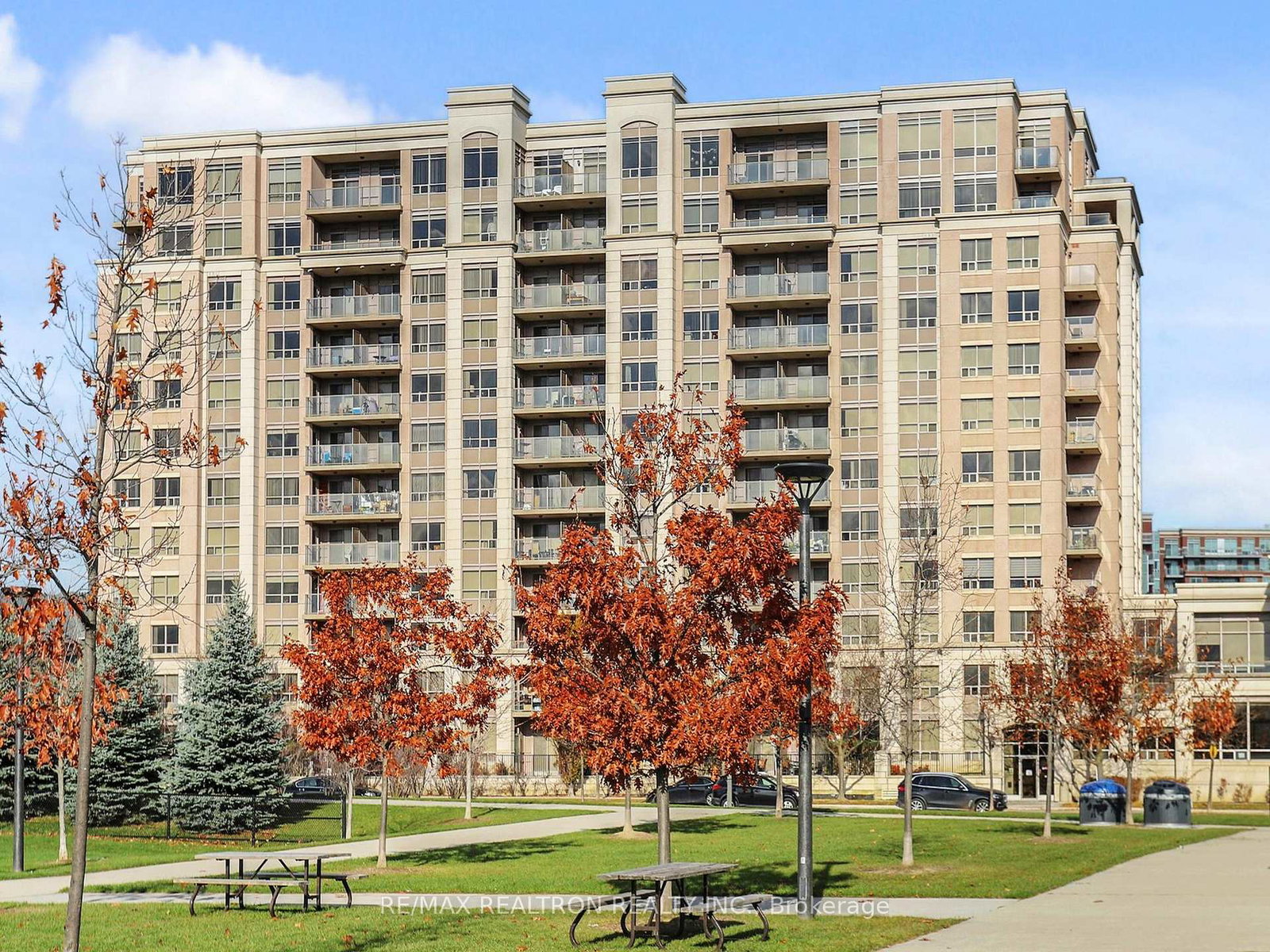 37-galleria-parkway-markham-ontario-n12856632