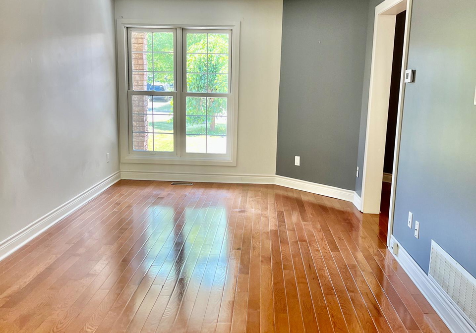 393-pickering-crescent-newmarket-ontario-n12857134