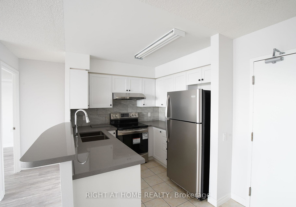 9015-leslie-street-richmond-hill-ontario-n12857138