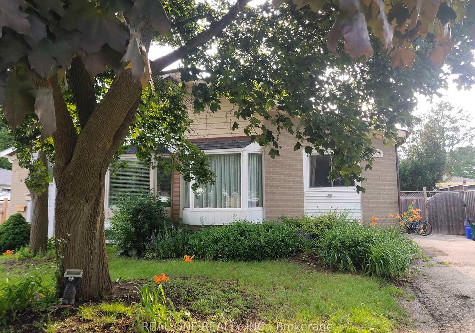 349-browndale-crescent-richmond-hill-ontario-n12857356