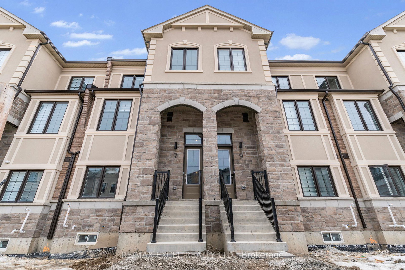 7-peace-lane-richmond-hill-ontario-n12857378