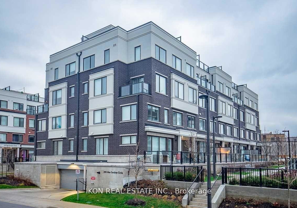 400-alex-gardner-circle-aurora-ontario-n12857910