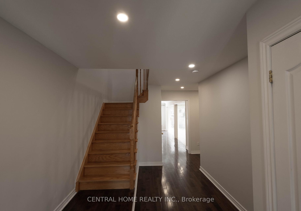 165-manorheights-street-richmond-hill-ontario-n12858770