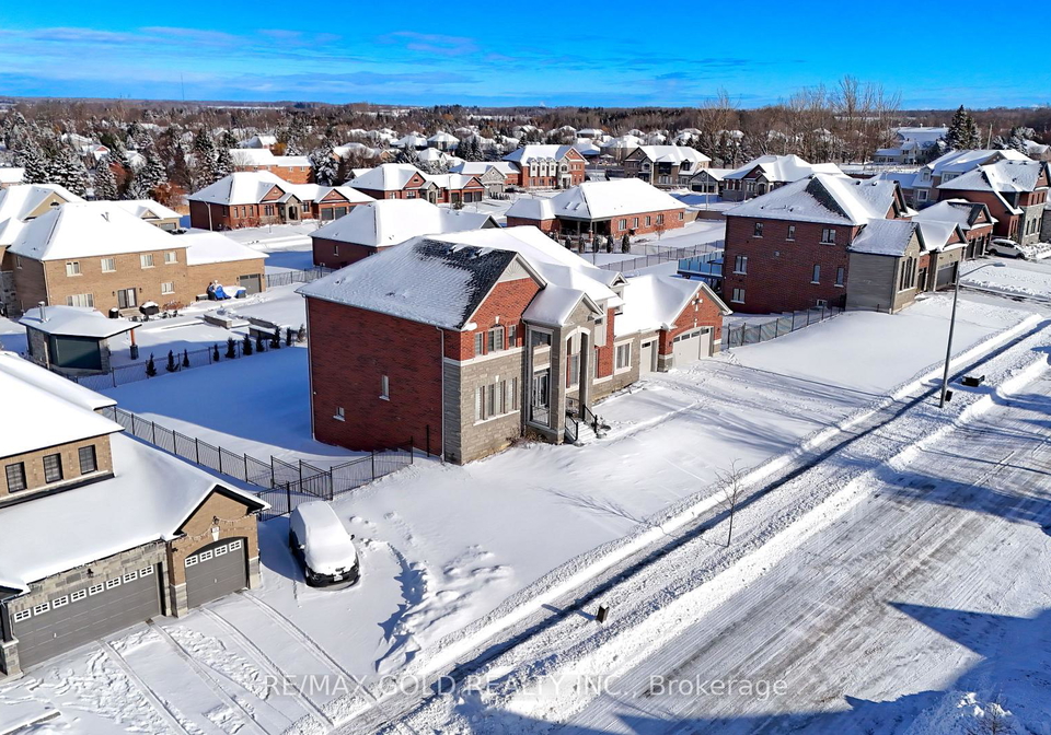 10-stewart-crescent-essa-ontario-n12859246