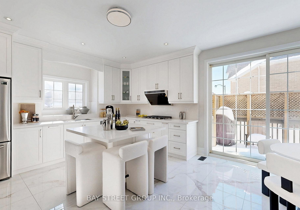 2-limelight-street-richmond-hill-ontario-n12859404