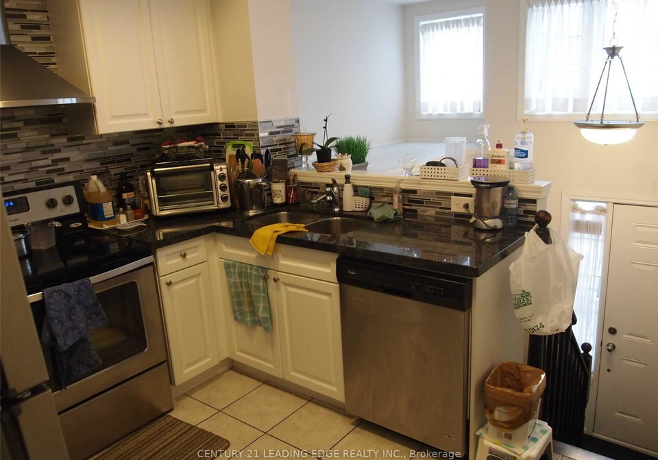 105-silverwood-avenue-richmond-hill-ontario-n12860940