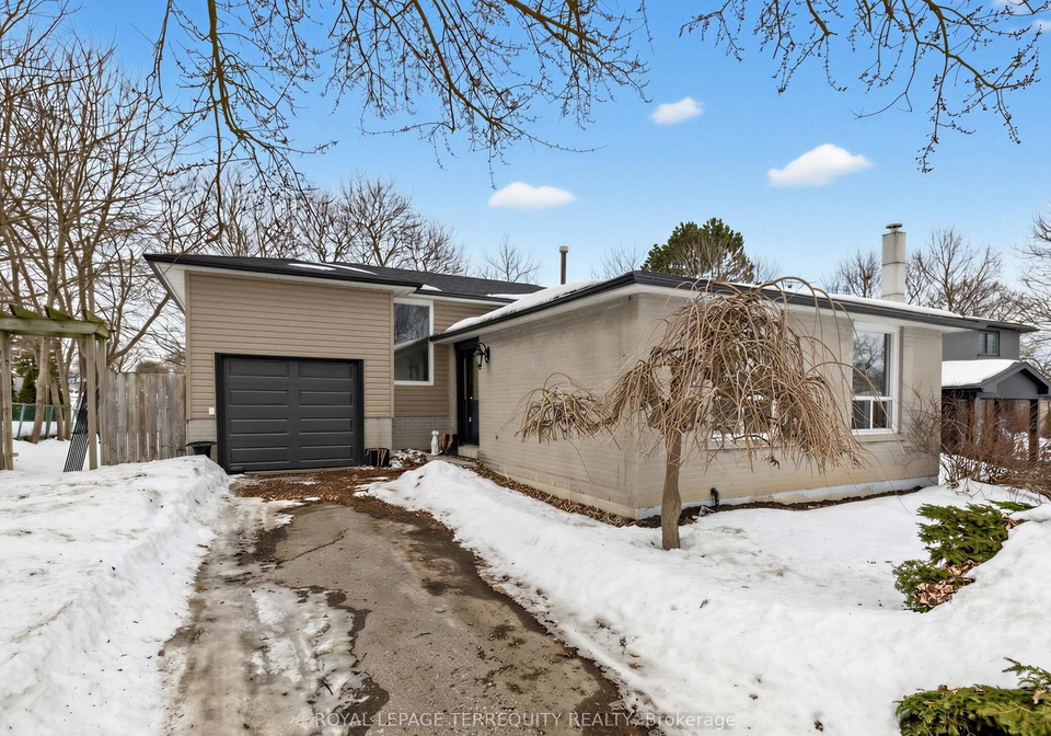 8-william-smart-road-new-tecumseth-ontario-n12861314