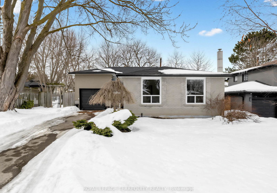8-william-smart-road-new-tecumseth-ontario-n12861314
