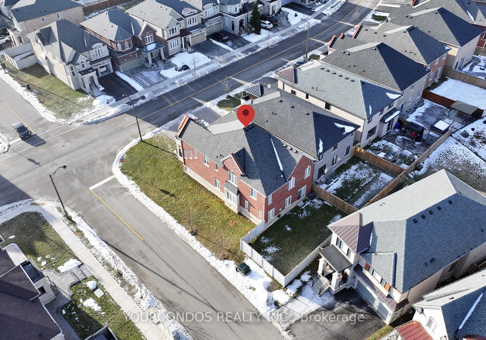 100-beckett-avenue-east-gwillimbury-ontario-n12861782