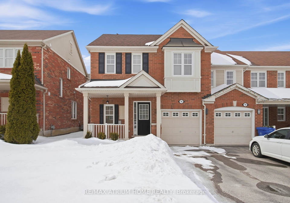 16-kidd-circle-aurora-ontario-n12862246