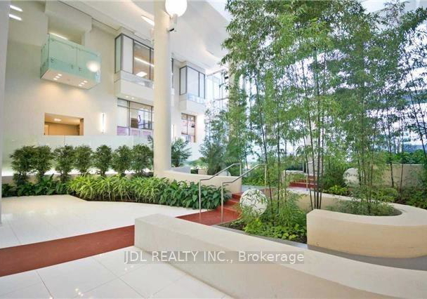 9088-yonge-street-richmond-hill-ontario-n12864042