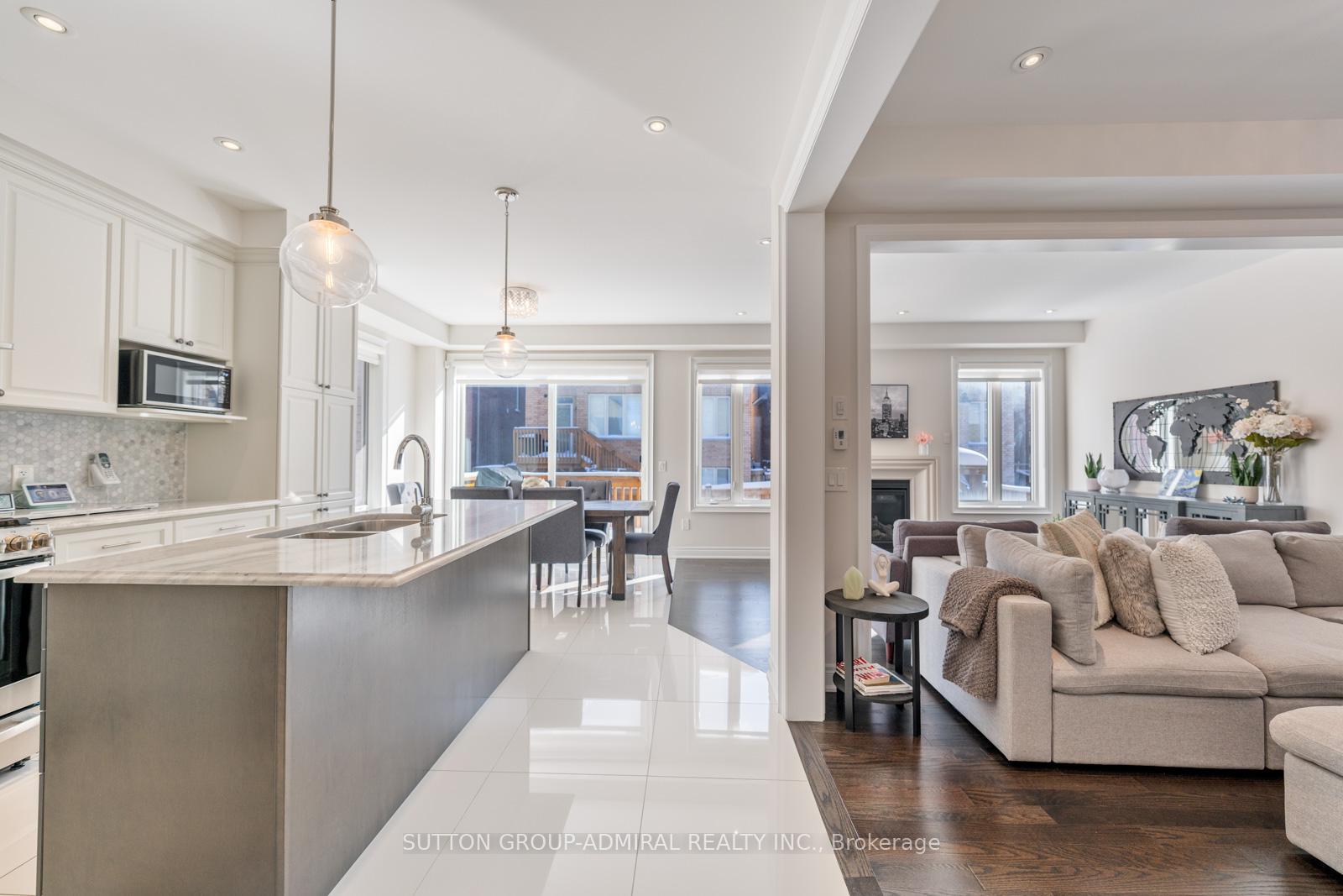 124-mondial-crescent-east-gwillimbury-ontario-n12865480