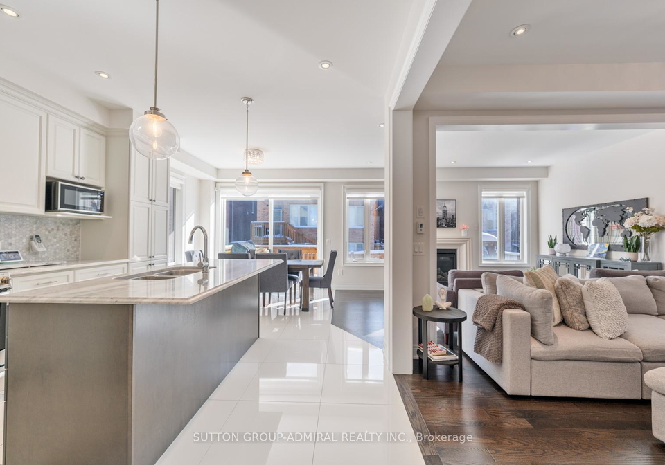 124-mondial-crescent-east-gwillimbury-ontario-n12865480