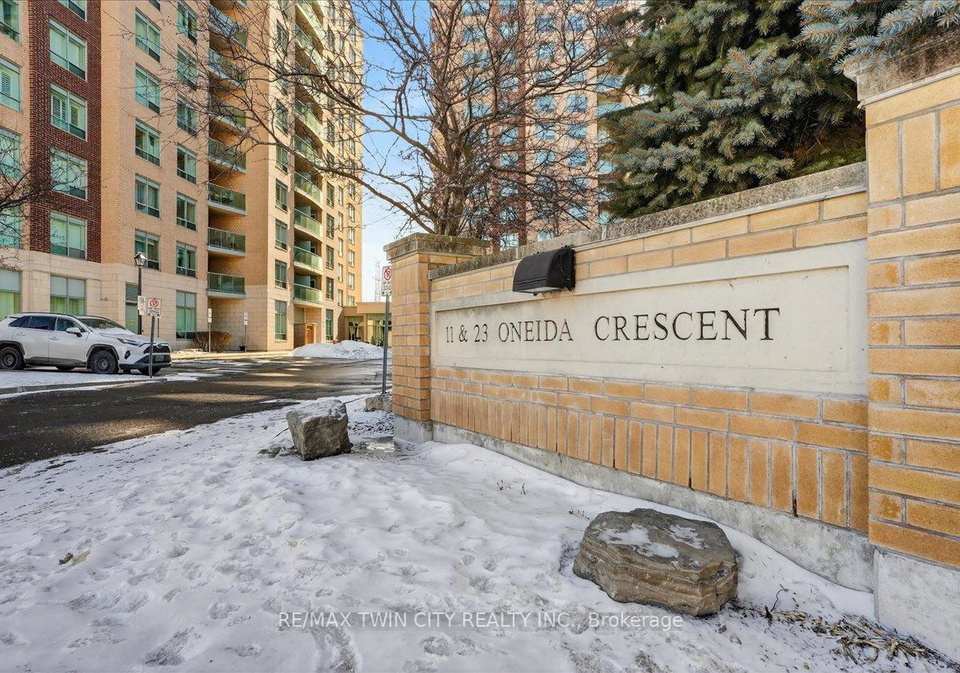 23-oneida-crescent-richmond-hill-ontario-n12866764