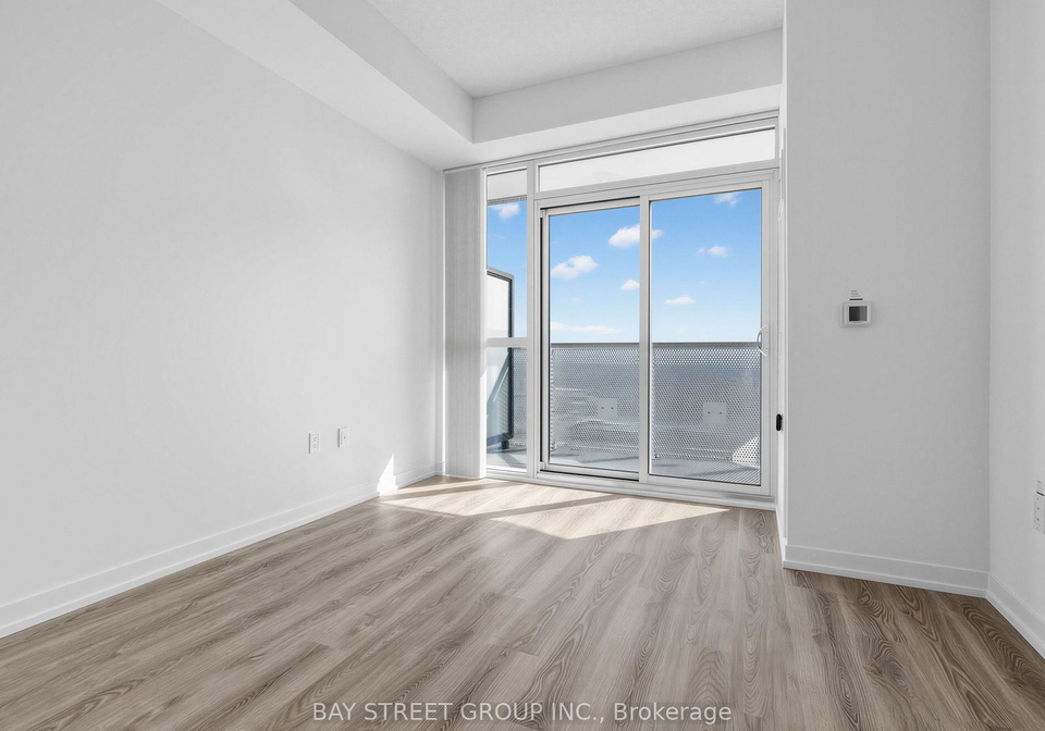 8-interchange-way-vaughan-ontario-n12867096