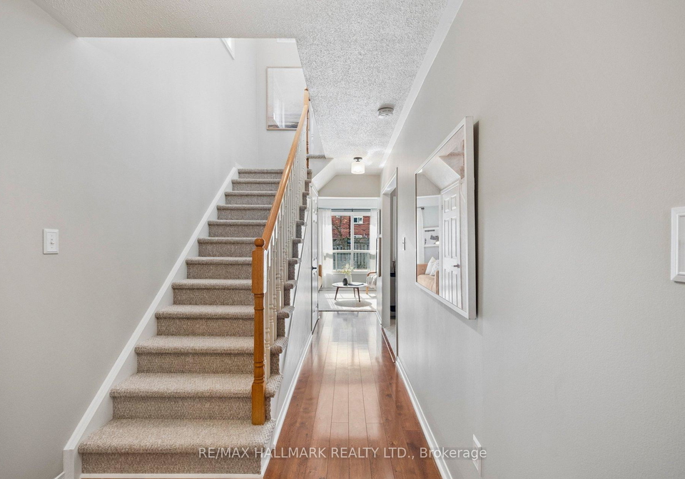 568-walpole-crescent-newmarket-ontario-n12867262
