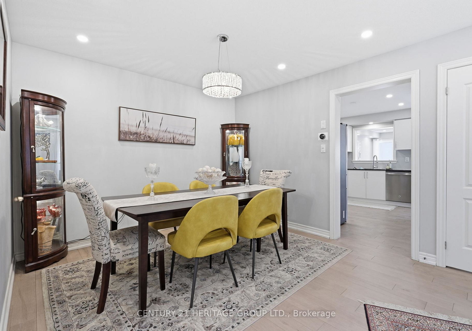 63-four-seasons-crescent-newmarket-ontario-n12869998