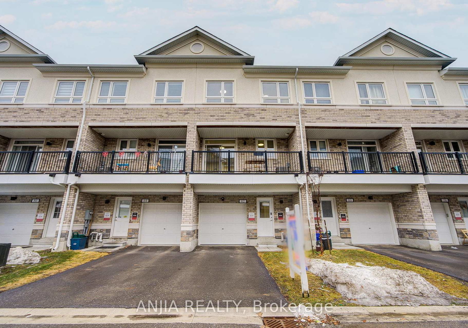 82-chicago-lane-markham-ontario-n12870372