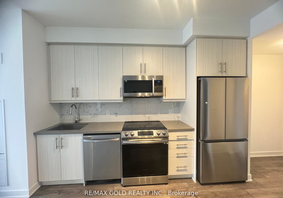 105-oneida-crescent-richmond-hill-ontario-n12870904
