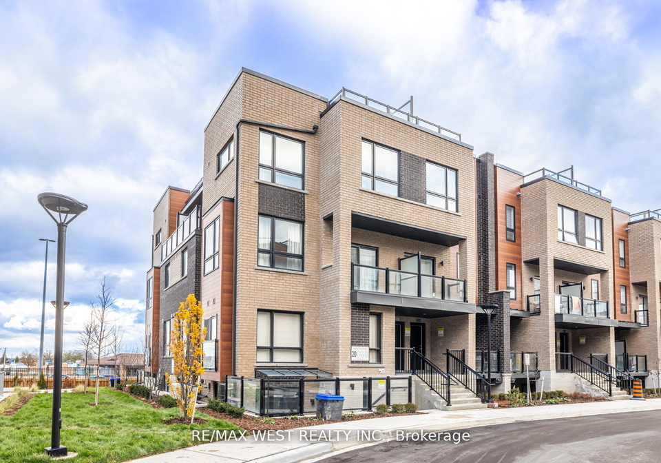 20-lytham-green-circle-newmarket-ontario-n12871710