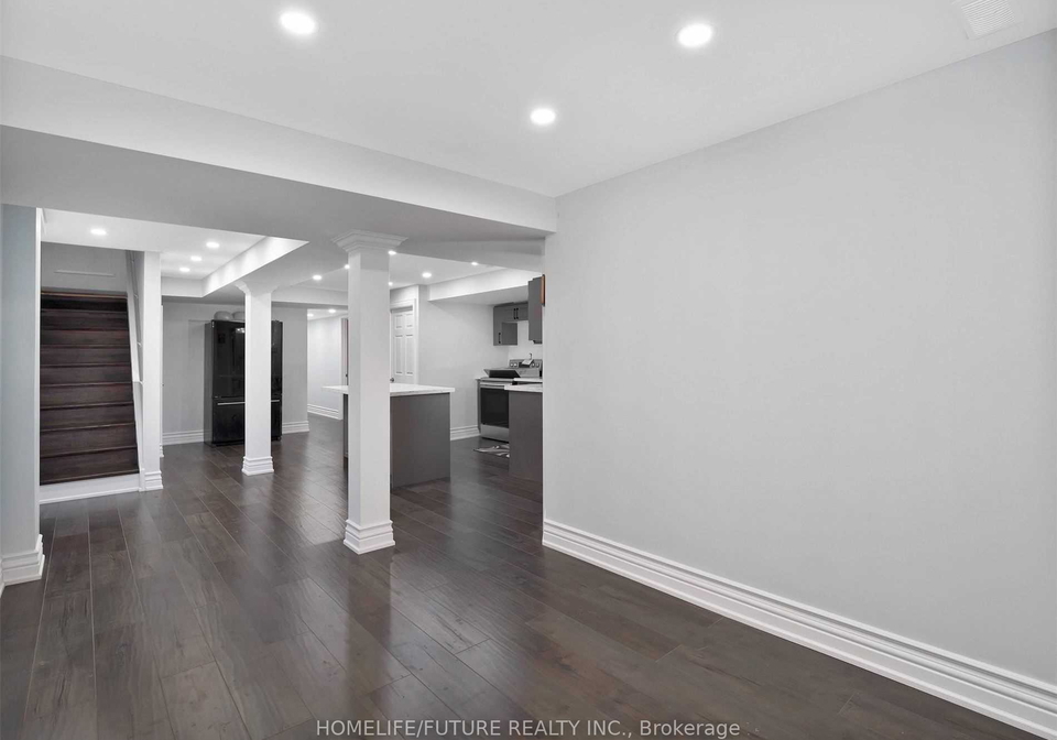 33-retreat-boulevard-vaughan-ontario-n12871788
