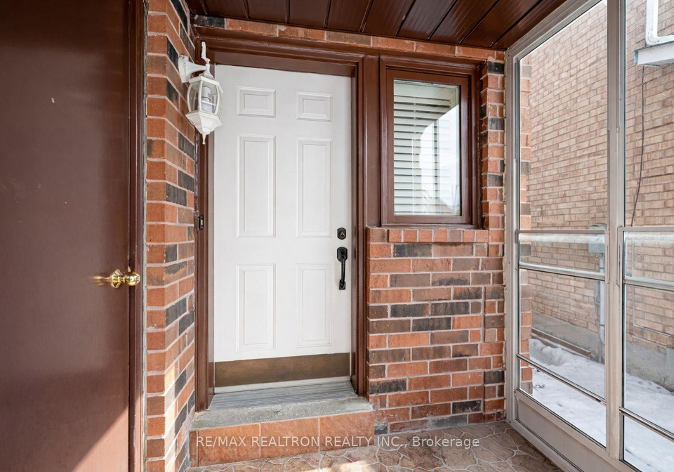 31-cougar-court-richmond-hill-ontario-n12872676