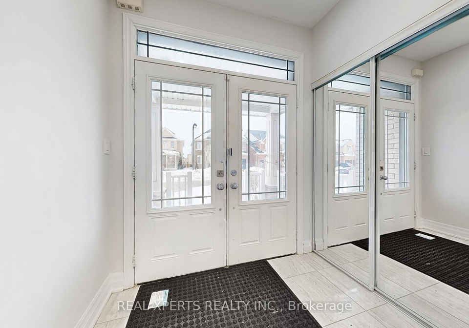 45-romanelli-crescent-bradford-west-gwillimbury-ontario-n12873086