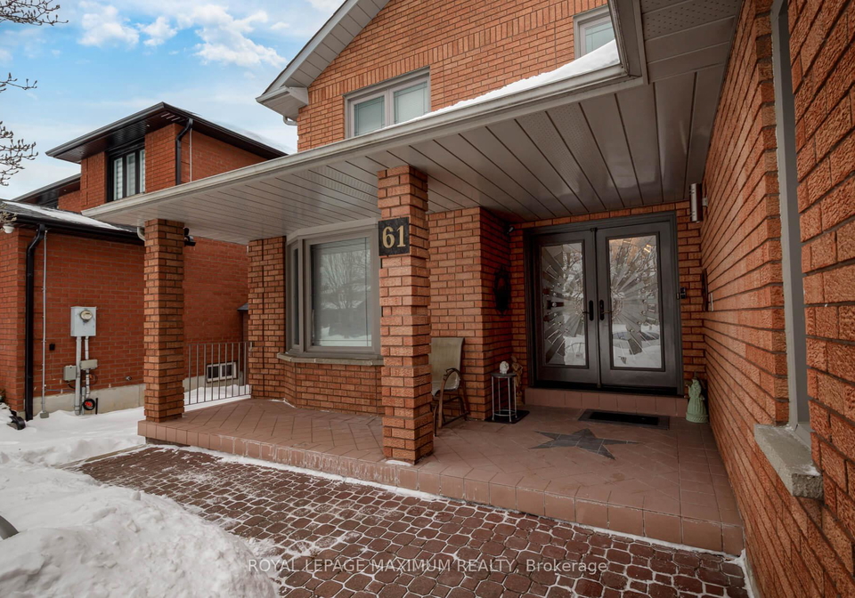 61-gas-light-crescent-vaughan-ontario-n12873568