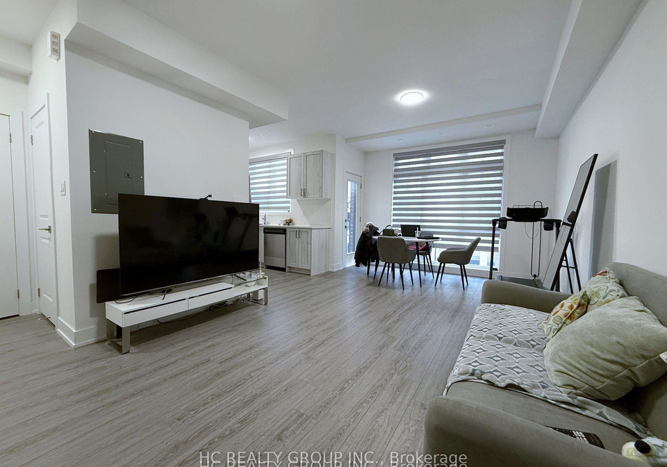 3-bond-crescent-richmond-hill-ontario-n12873924