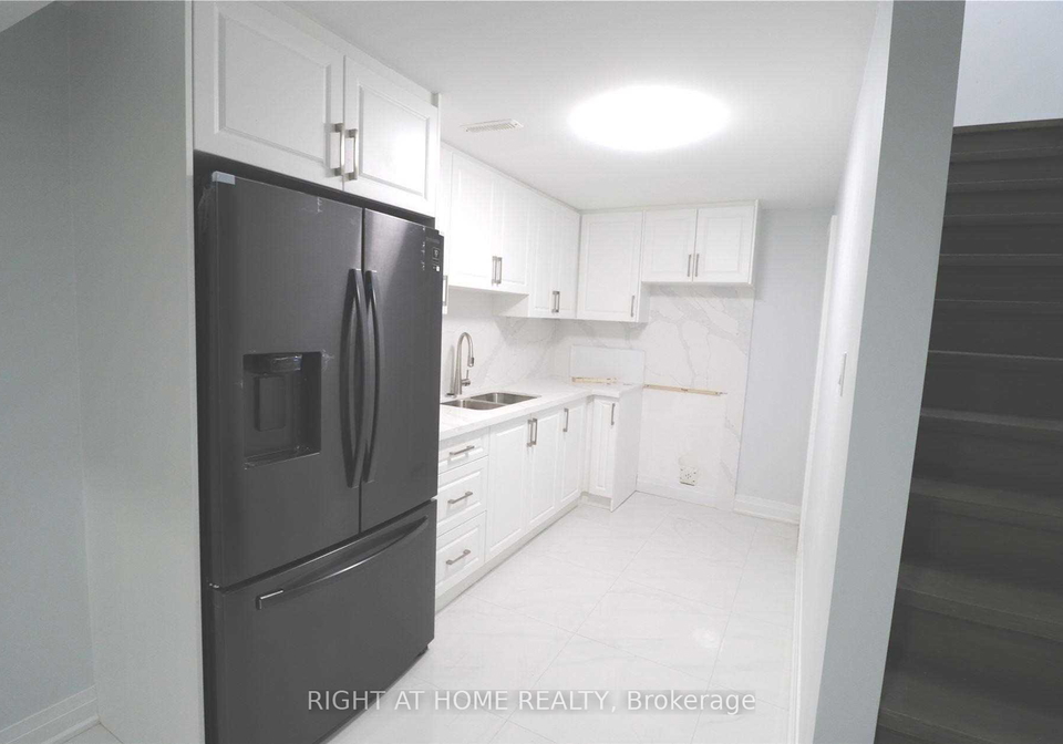 688-village-parkway-markham-ontario-n12874018