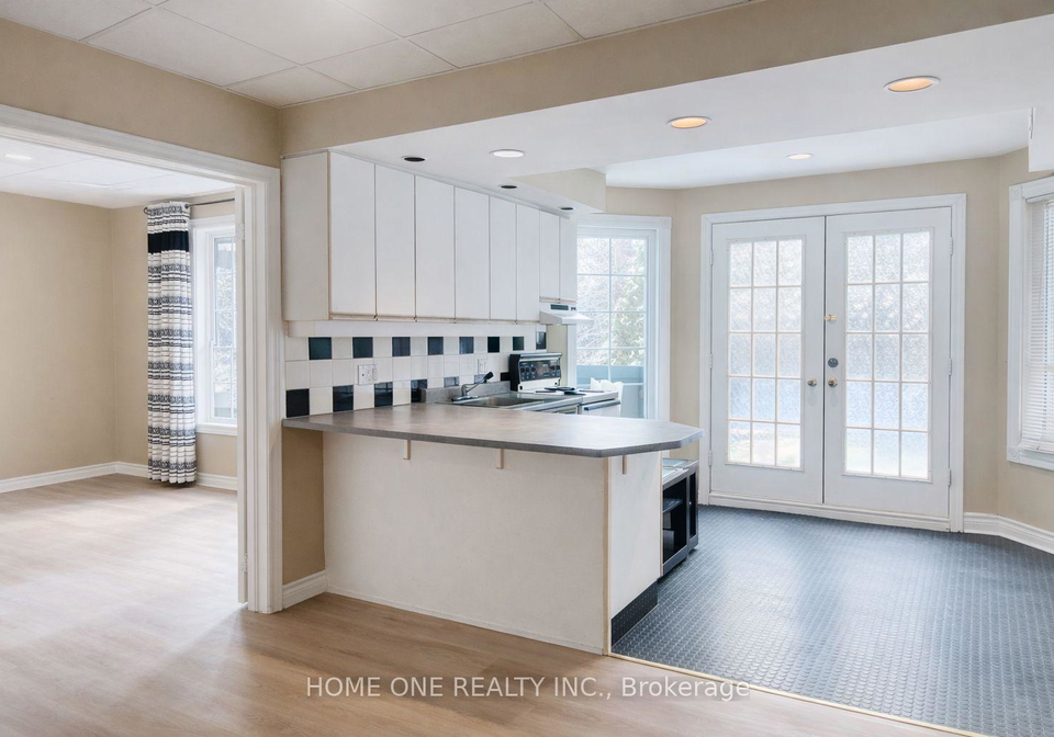 89-regent-street-richmond-hill-ontario-n12874362