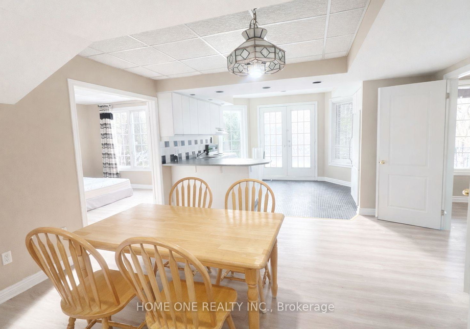 89-regent-street-richmond-hill-ontario-n12874362