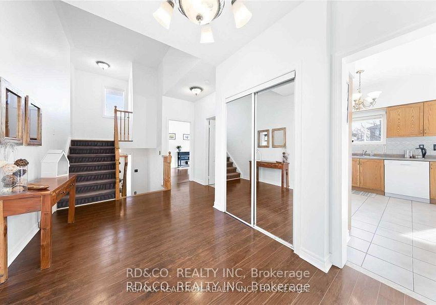 6-depeuter-crescent-bradford-west-gwillimbury-ontario-n12874366