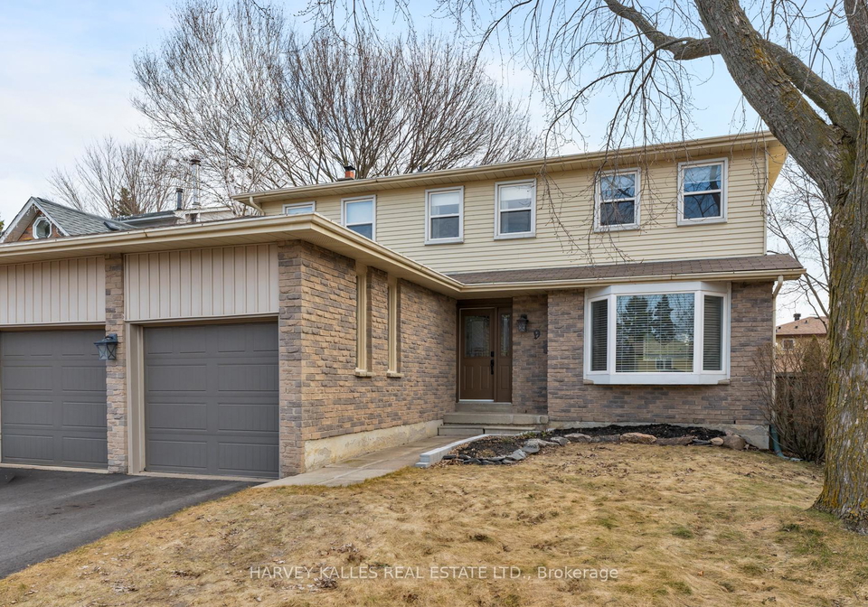 9-manning-crescent-newmarket-ontario-n12876252