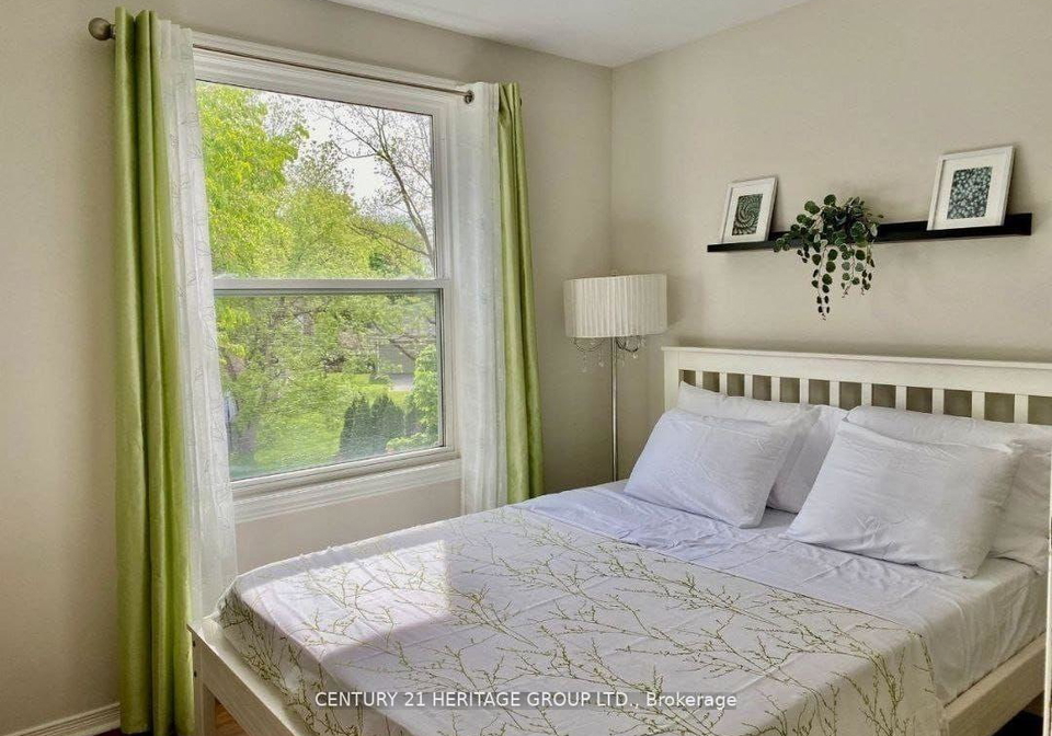287-lorne-avenue-newmarket-ontario-n12876670