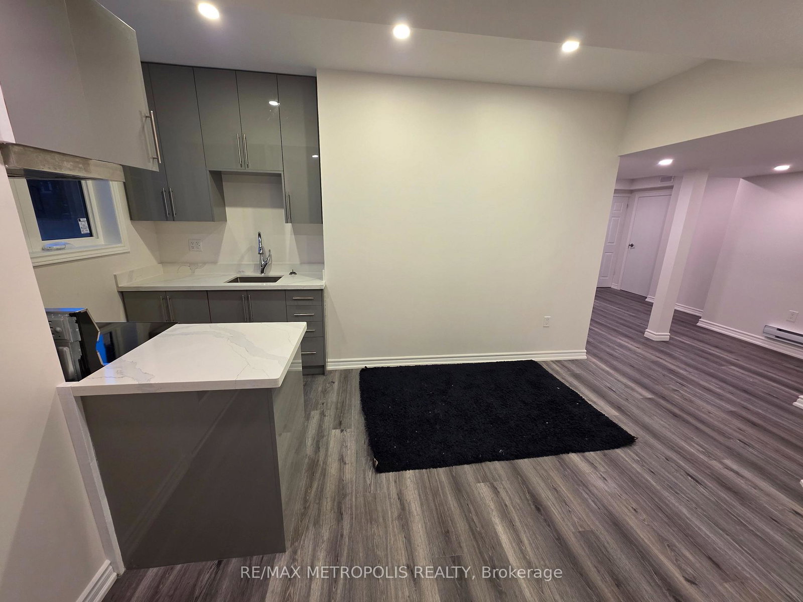 301-seaview-heights-east-gwillimbury-ontario-n12876736