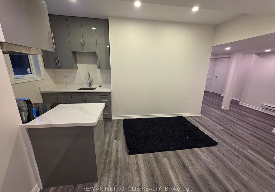 301-seaview-heights-east-gwillimbury-ontario-n12876736