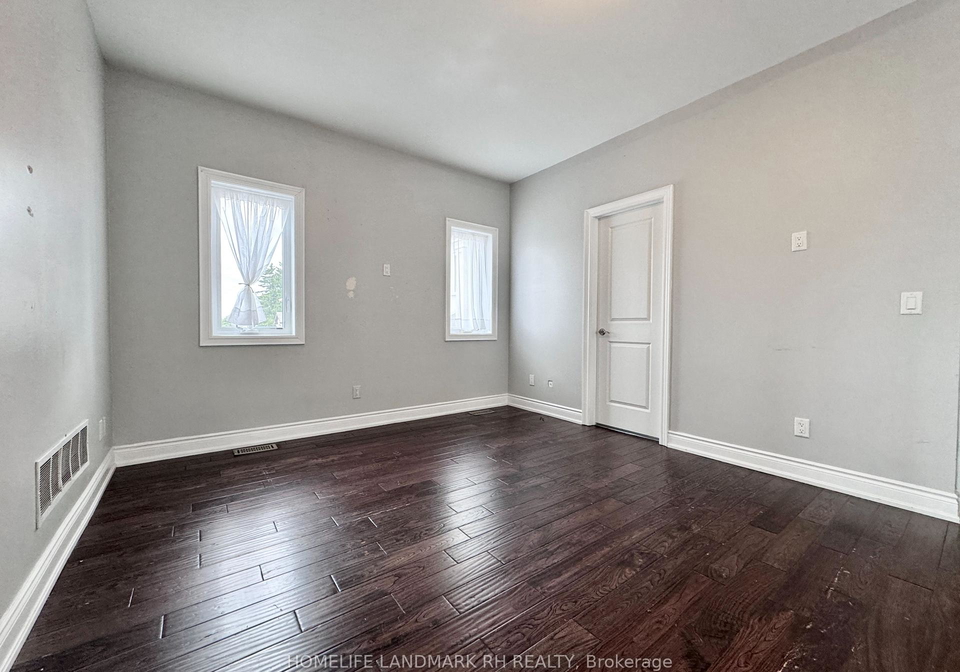 1013-gorham-street-newmarket-ontario-n12877546