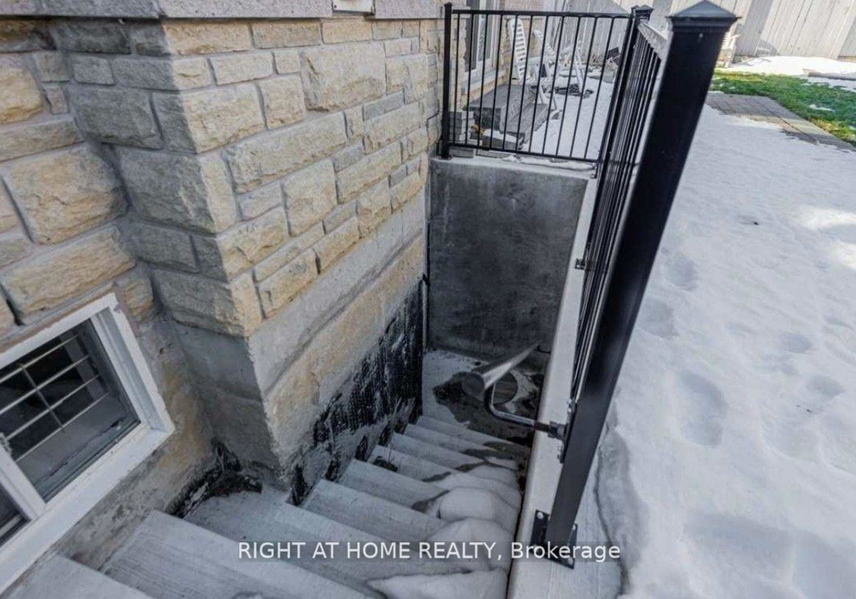 2-township-avenue-richmond-hill-ontario-n12877924