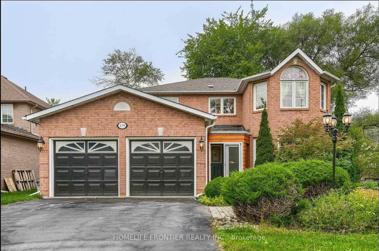 220-olde-bayview-avenue-richmond-hill-ontario-n12877972