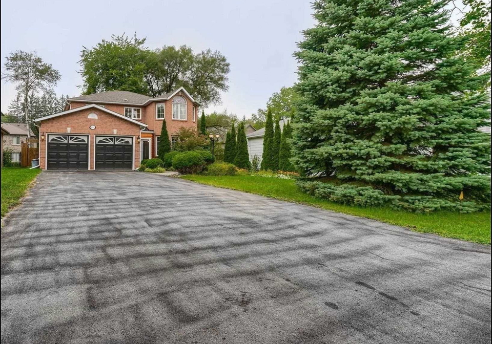 220-olde-bayview-avenue-richmond-hill-ontario-n12877972