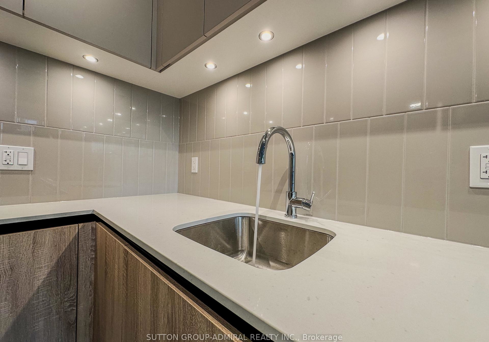 8-beverley-glen-boulevard-vaughan-ontario-n12878254