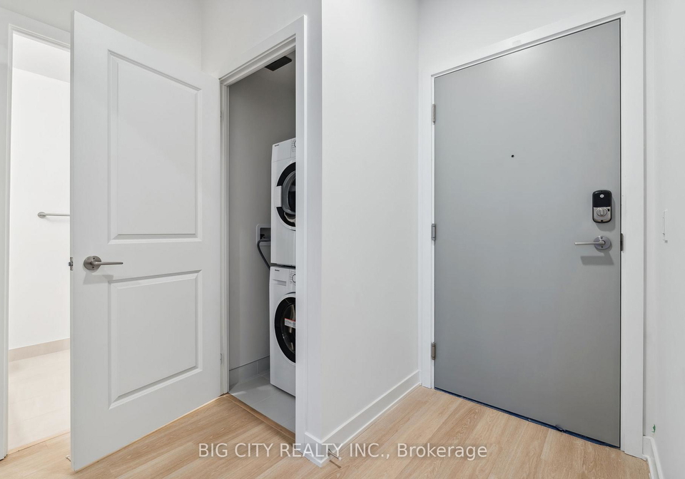 30-upper-mall-way-vaughan-ontario-n12878284