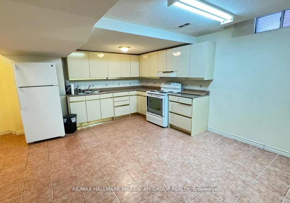 316-valleymede-drive-richmond-hill-ontario-n12878694
